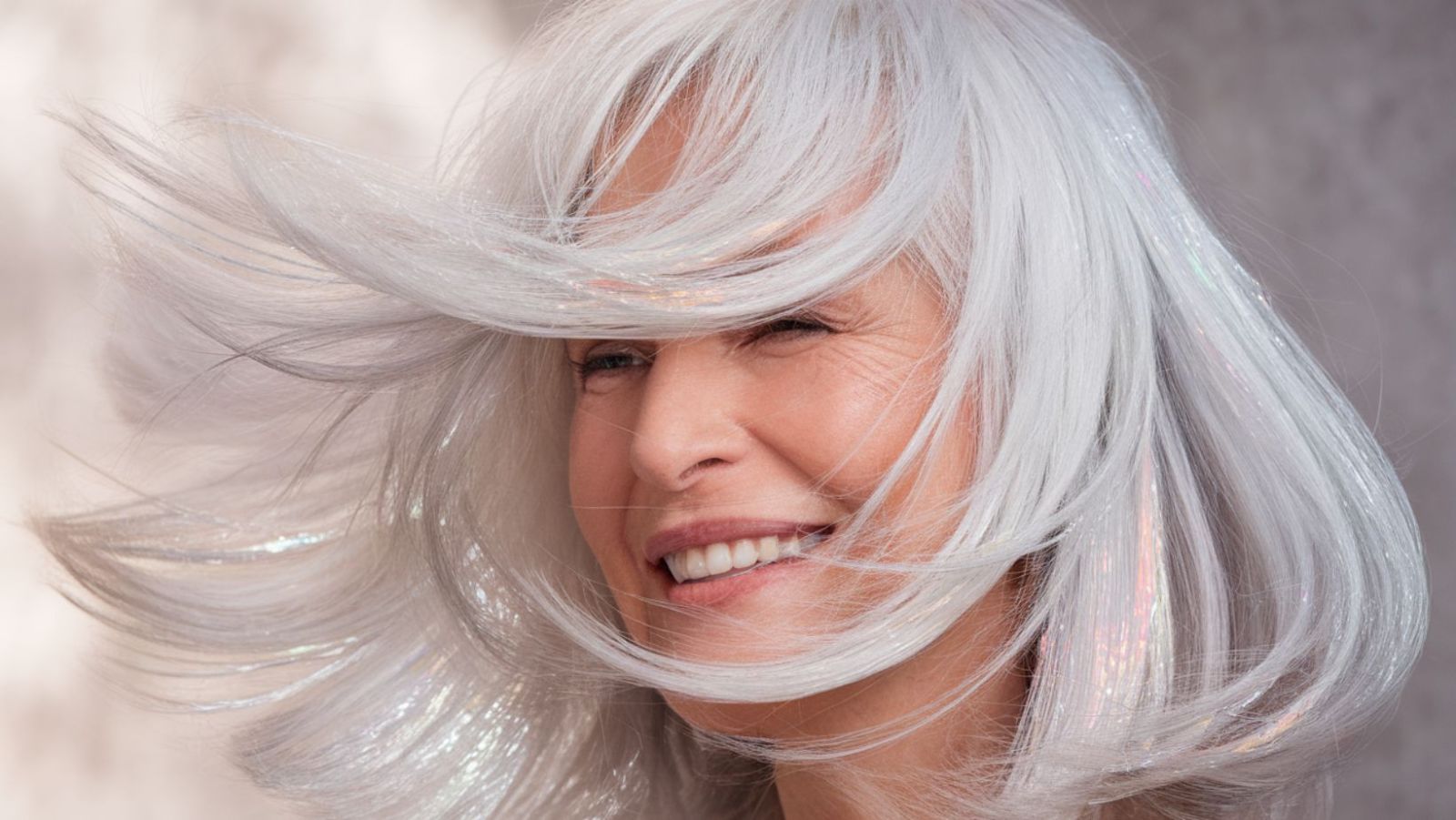 Le nouvel or capillaire comment sublimer vos cheveux blancs sans les — free download